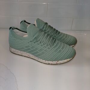 boc Women's Sage Green Knit Sneakers